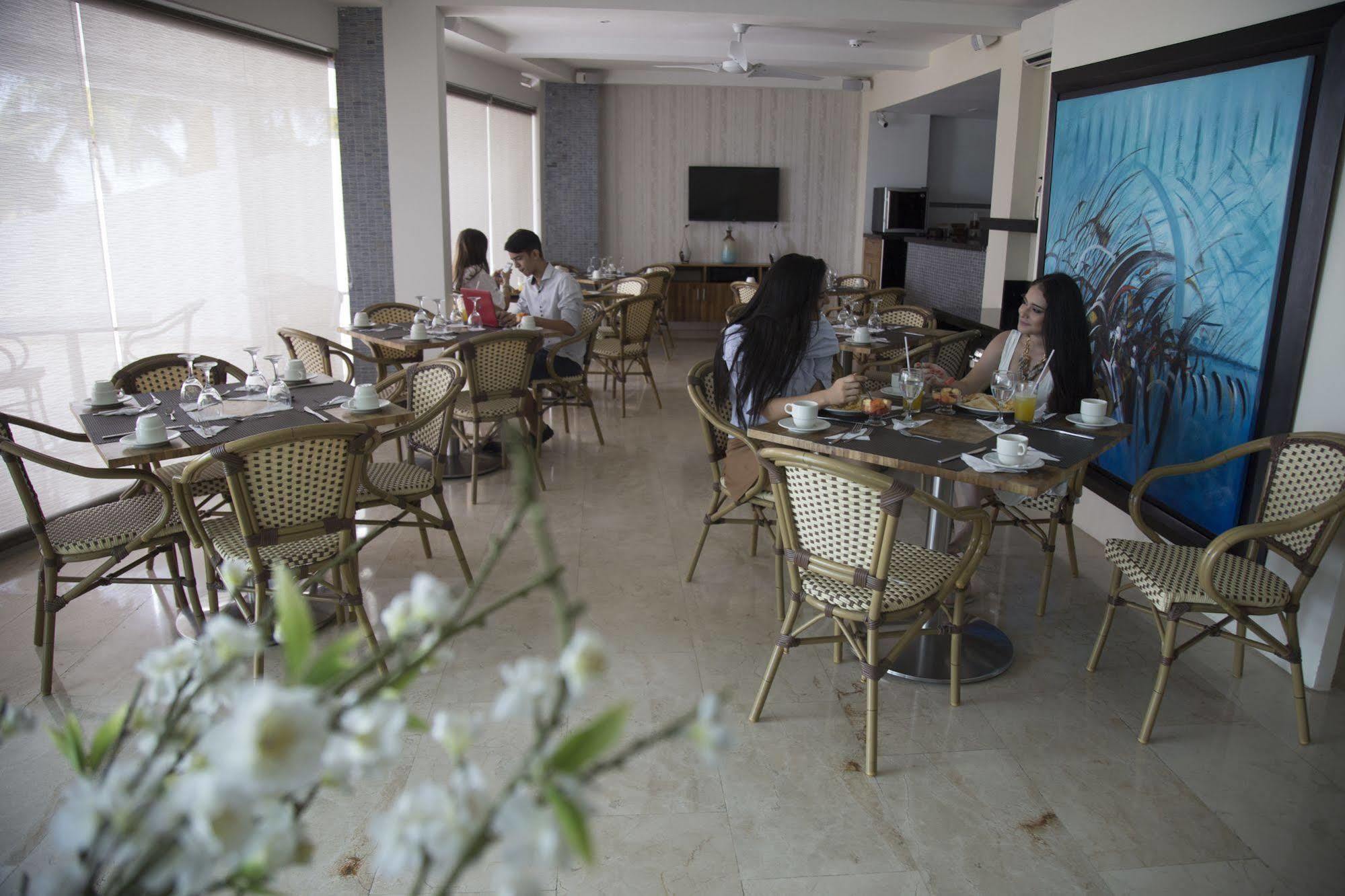 Hotel Summer Frente Al Mar