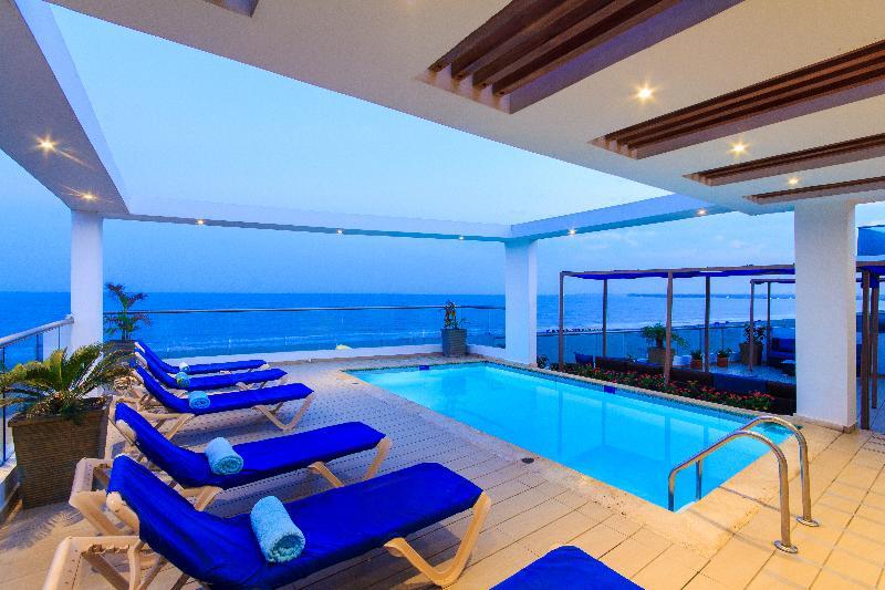 Hotel Summer Frente Al Mar 3*